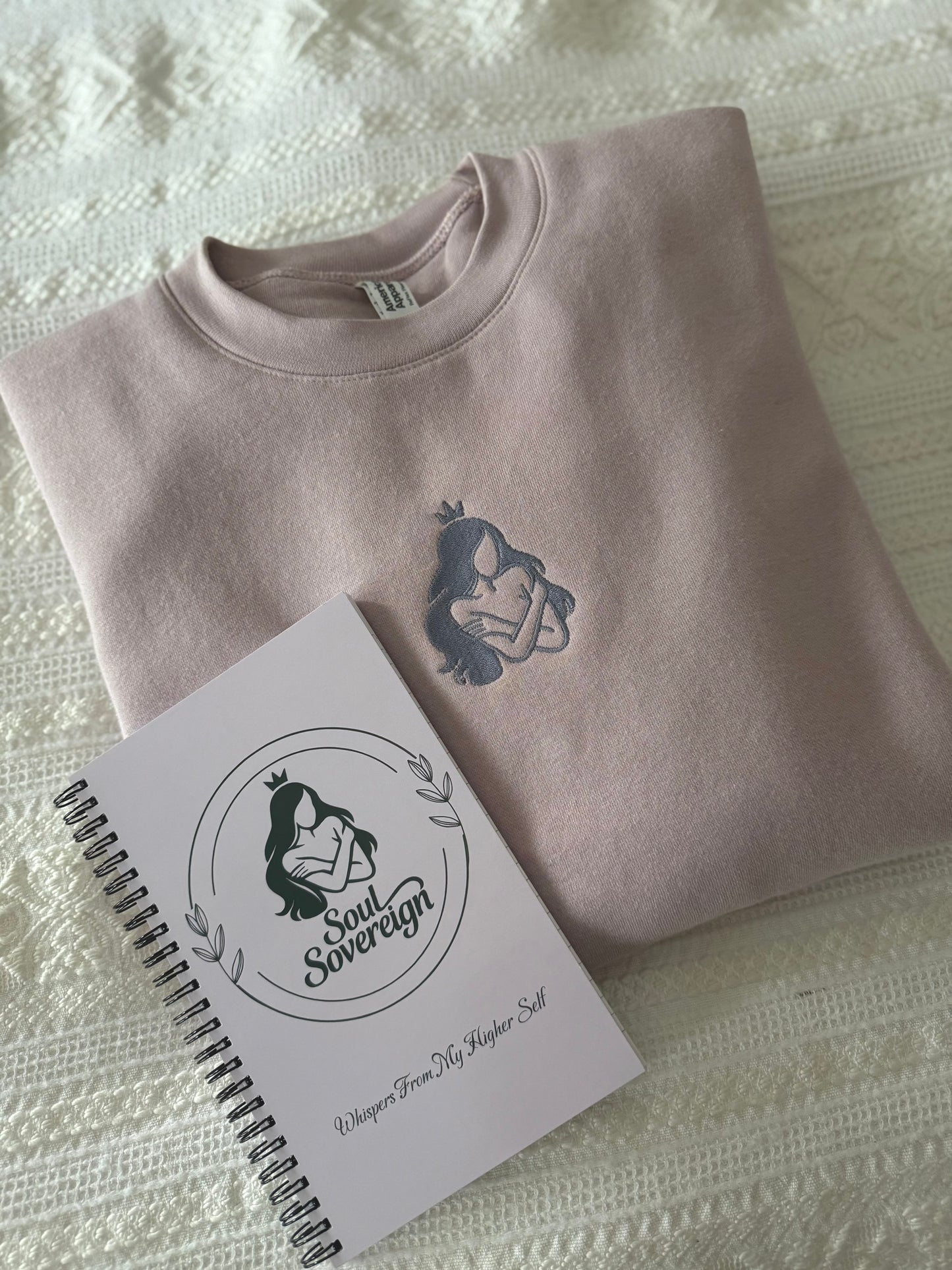 Queen Energy Crewneck